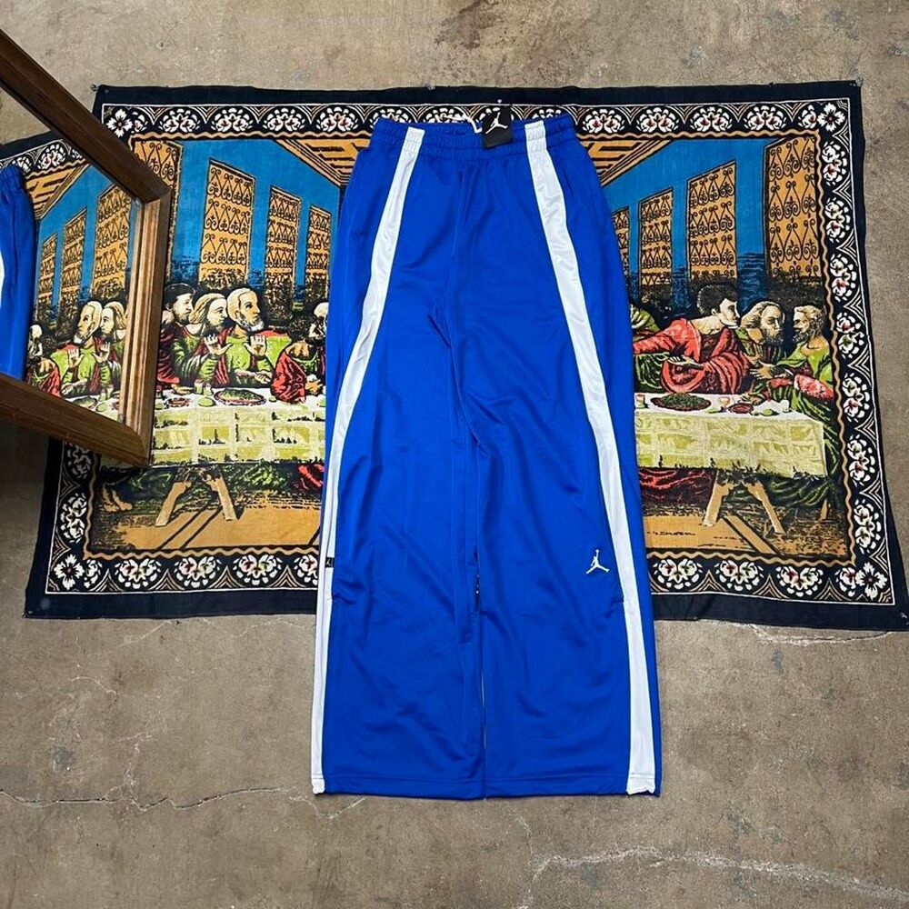 Nike Air Jordan blue track pants Size Medium baggy wide leg nba basketball y2k